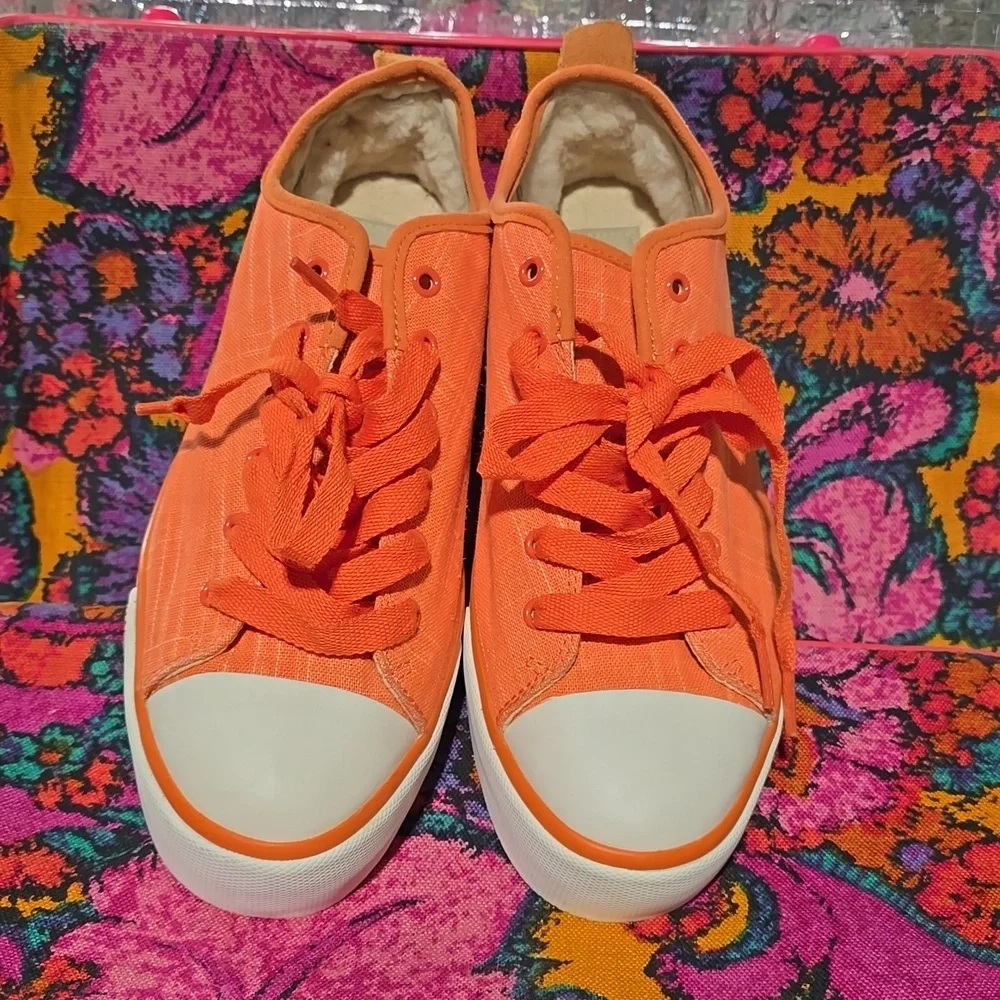 UGG Orange Canvas Lace-Up Low-Top Sneakers with Plush Lining